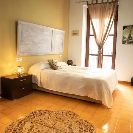 Casco Antigueo Con Mucho Encanto Junto Al Castillo * Denia