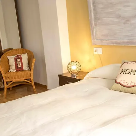 Casco Antigueo Con Mucho Encanto Junto Al Castillo Apartment